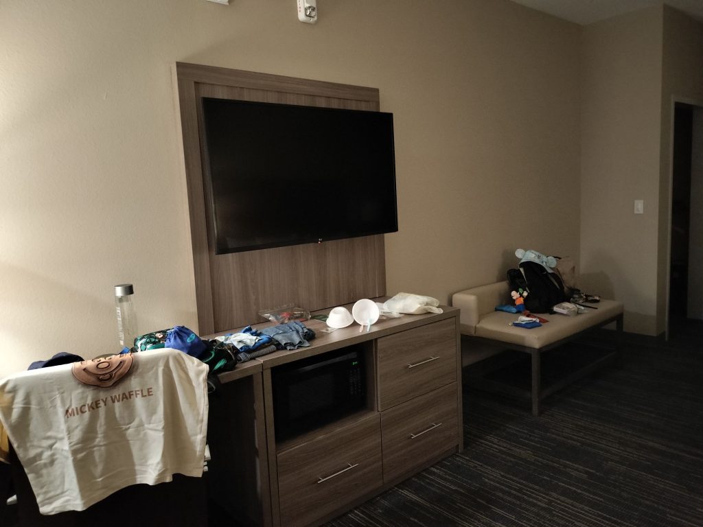 実際に泊まった部屋のテレビ