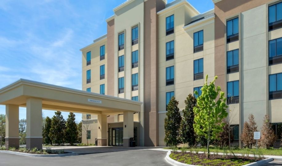 エクスペディアより、ペスタナオーランドスイーツレイクブエナビスタの外観